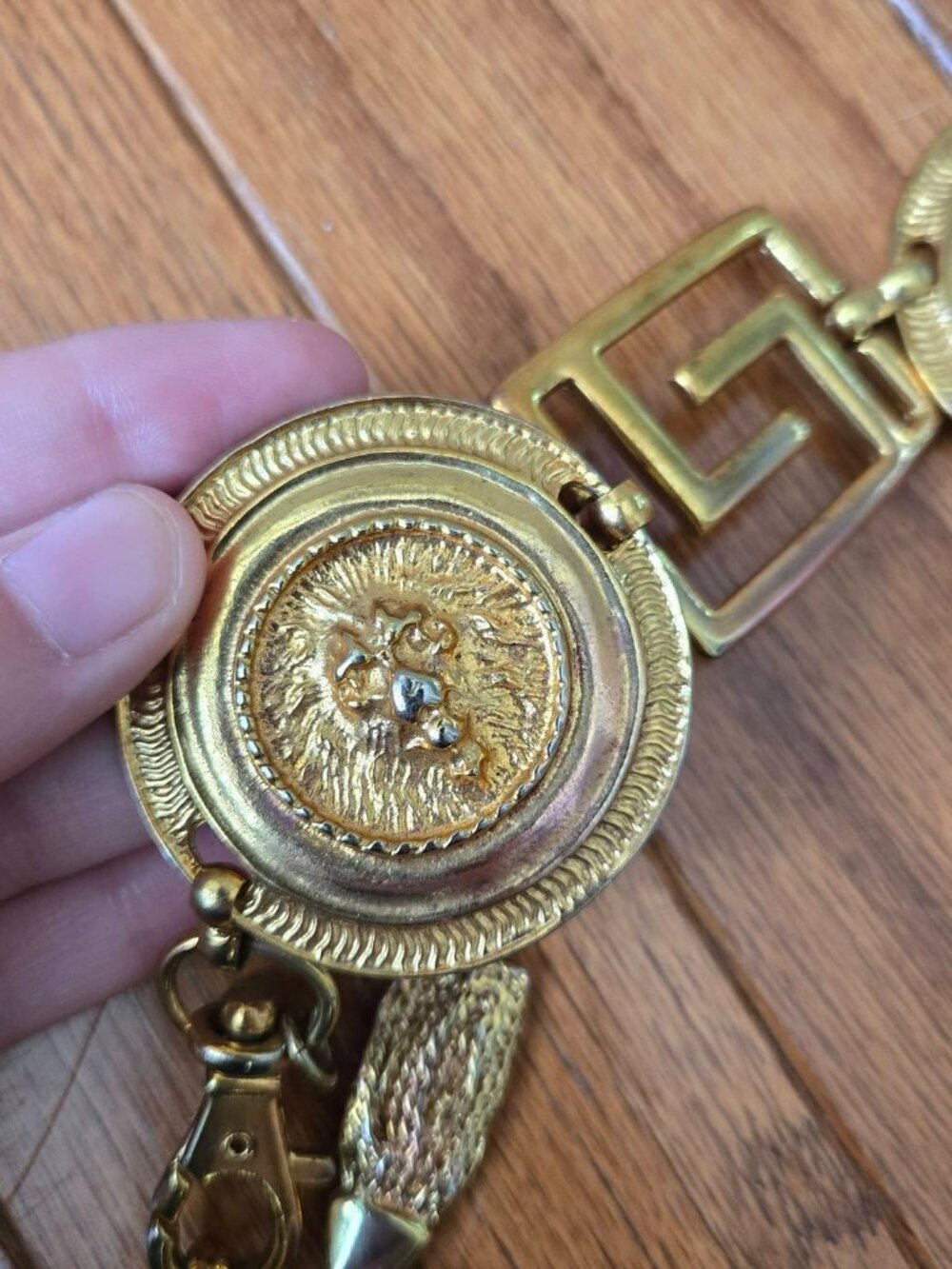 Express Vintage Gold Lion Head Medallion Chunky Chain Belt - Picture 5 of 12